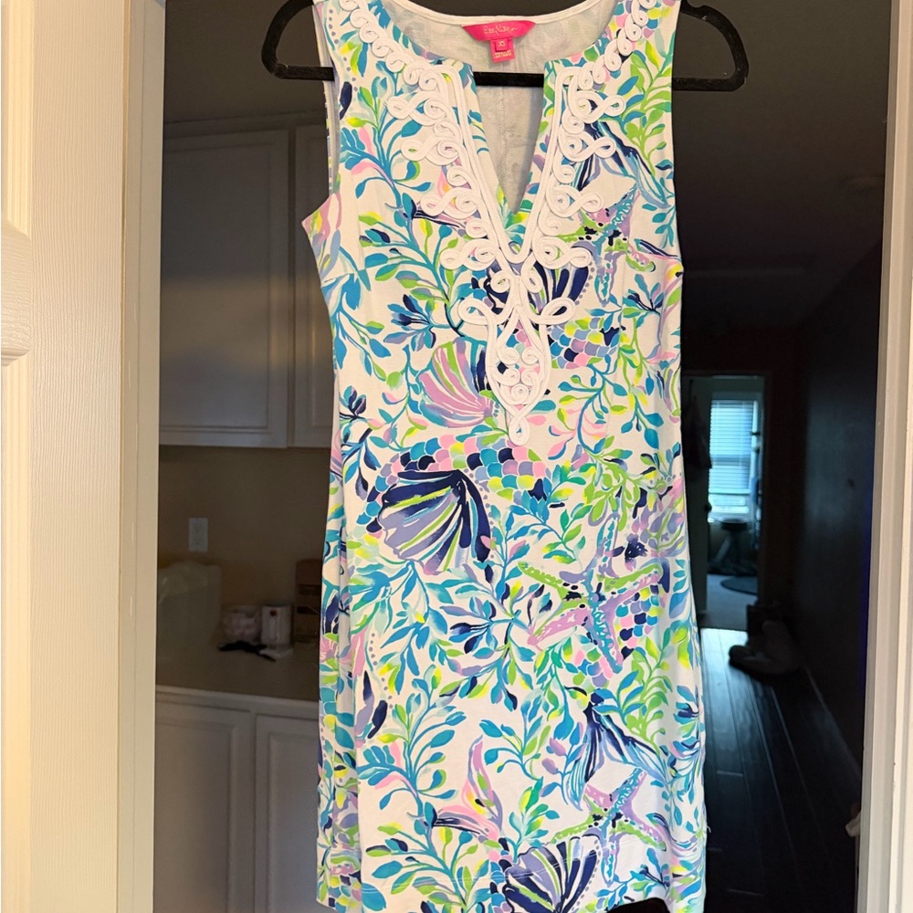 Lilly Pulitzer Floral Sleeveless Dress with Lace Detail